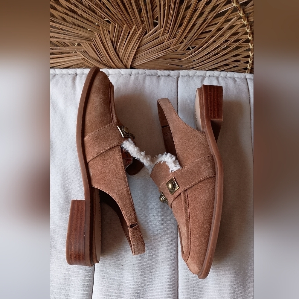 Chelsea & Violet Brown Mules with White Faux Fur Trim_9.5 - Picture 6 of 6